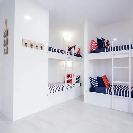 Ferrel Surf House Vandrarhem Ferrel (Leiria)